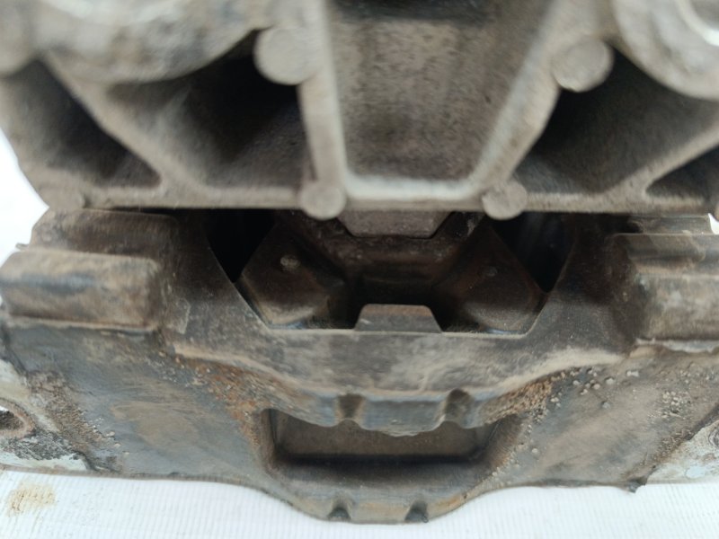 Подушка двигателя Fiat Linea 2008