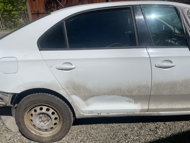 Дверь SKODA Rapid 2018