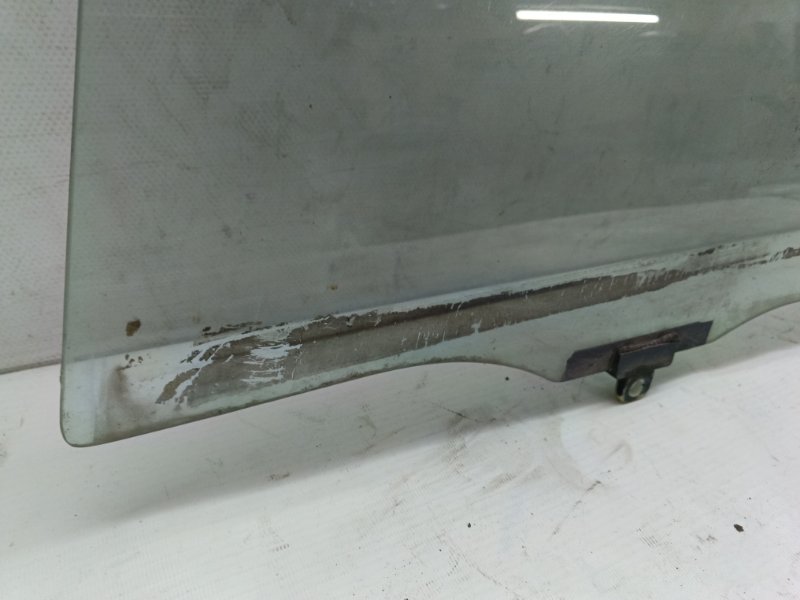 Стекло двери Toyota Corolla Fielder 2001