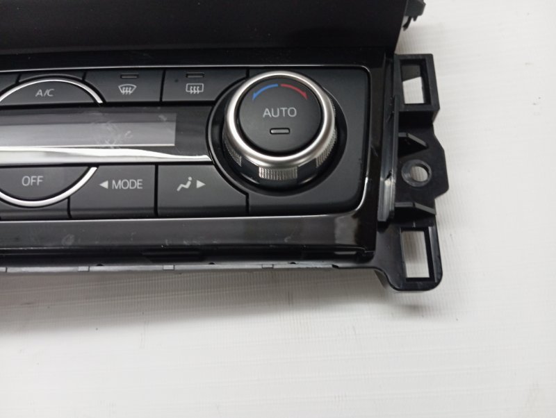 Блок управления климатом Mazda Mazda 6 2016 GJ