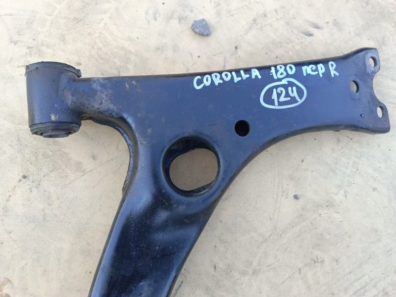 Рычаг Toyota Corolla 2014 ZRE172R