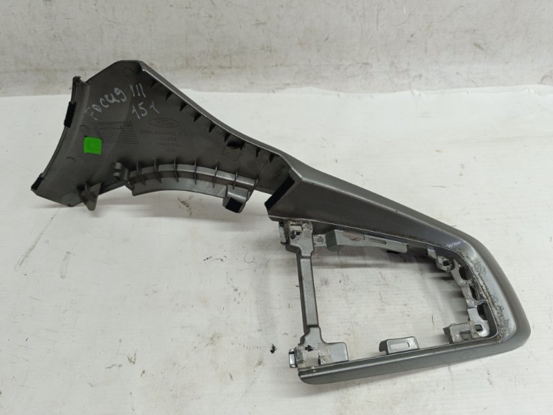 Накладка консоли Ford Focus 2012 CB8