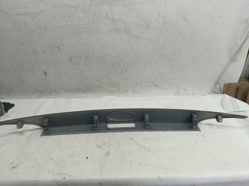 Накладка багажника Ford Focus 2012 CB8