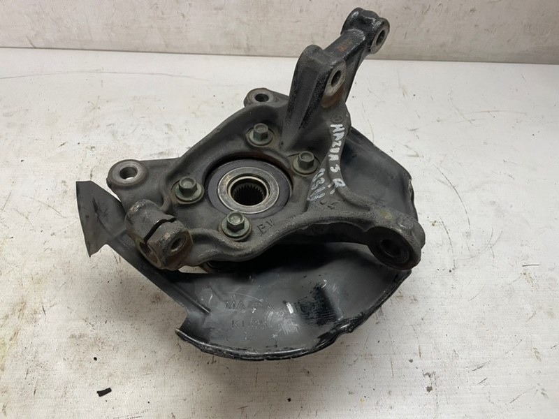 Кулак поворотный Mazda Mazda 3 2015 BM