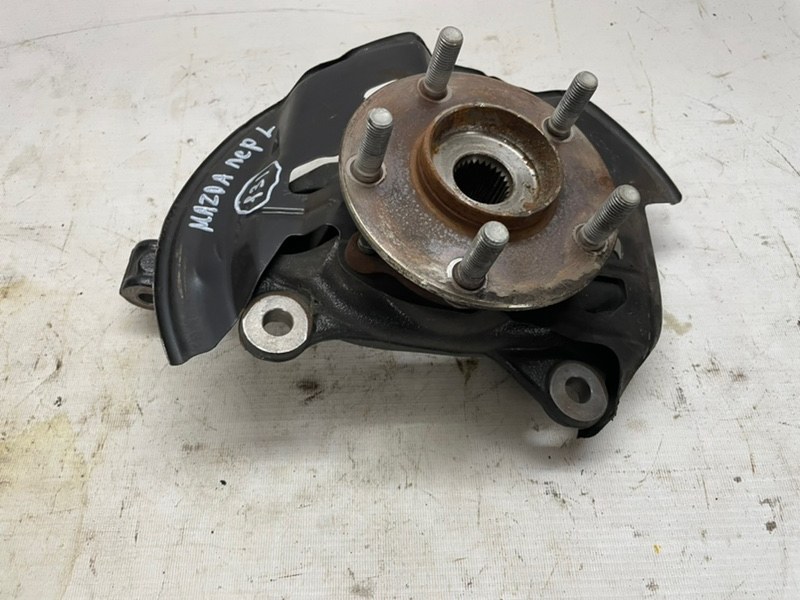 Кулак поворотный Mazda Mazda 3 2015 BM