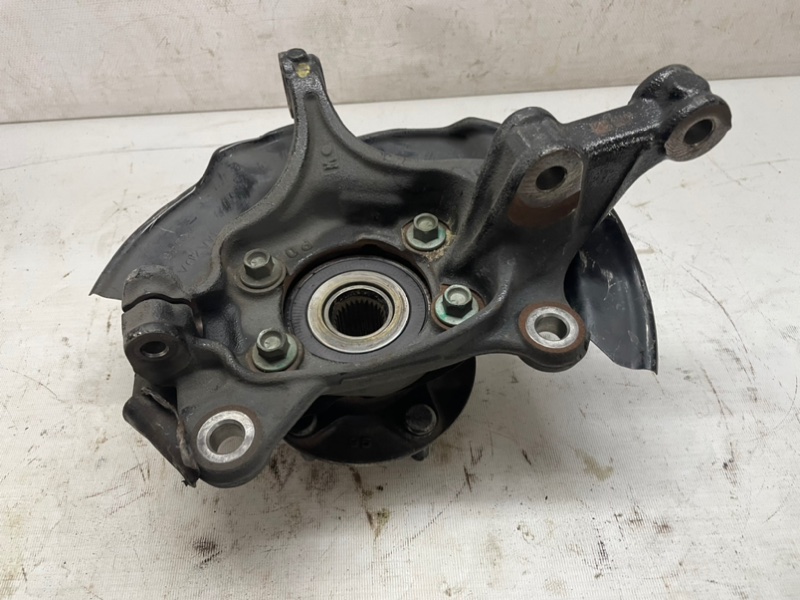 Кулак поворотный Mazda Mazda 3 2015 BM