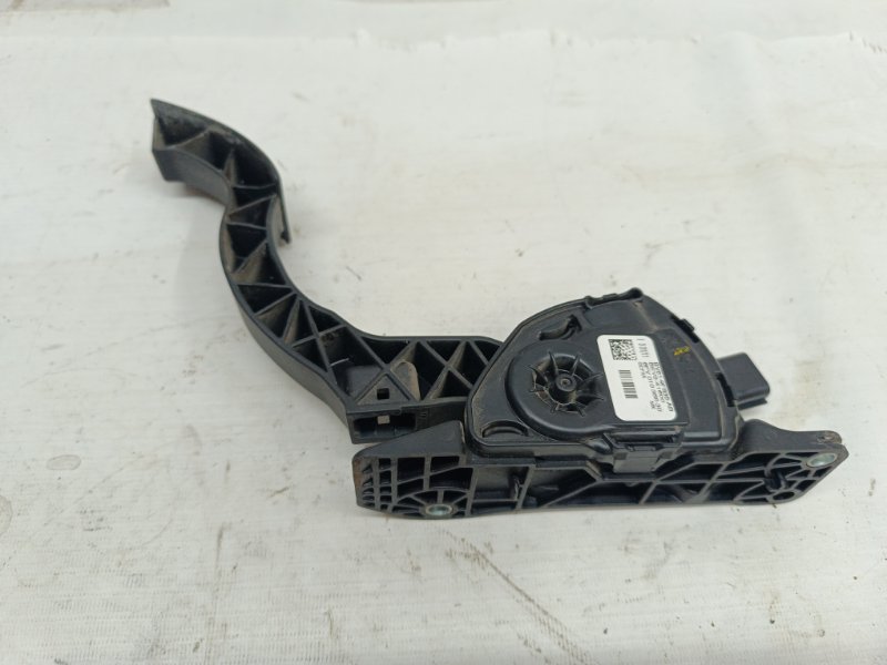 Педаль газа Ford Focus 2012 CB8