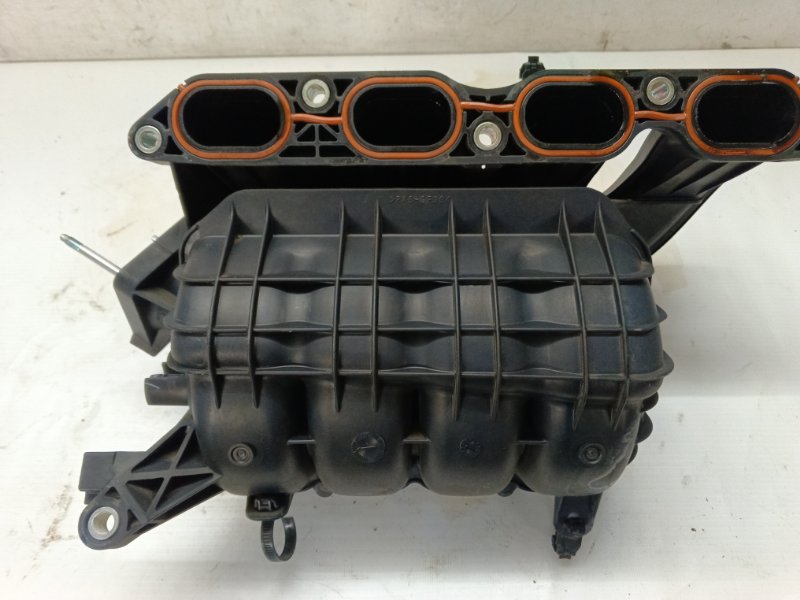 Впускной коллектор Toyota Corolla 2008 ZRE152R