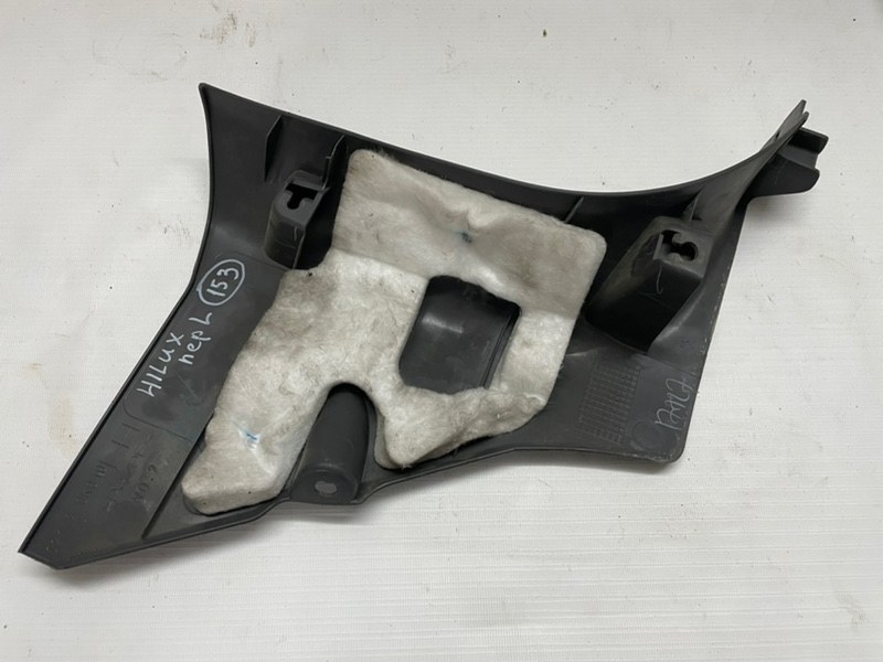 Накладка порога Toyota Hilux 2012