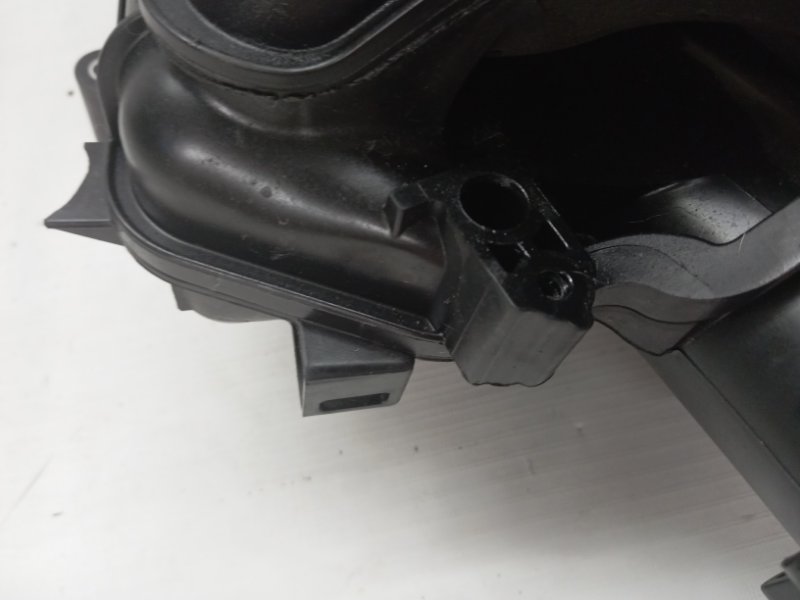 Впускной коллектор Mazda Mazda 3 2020 BP