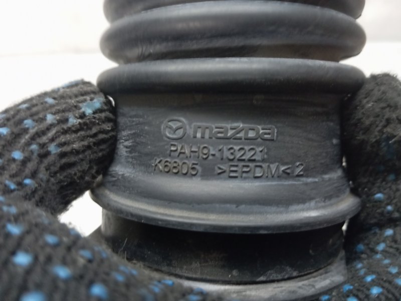 Патрубок воздушного фильтра Mazda Mazda 3 2020 BP