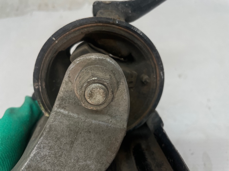 Подушка двигателя Mitsubishi Lancer 2007-2010 CY