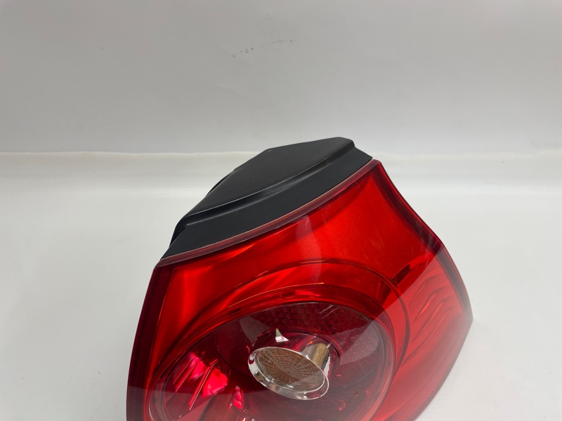 Фонарь Volkswagen Golf 2003-2010 1K1