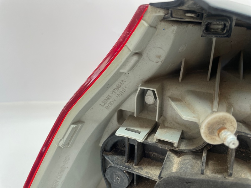Фонарь Volkswagen Golf 2003-2010 1K1
