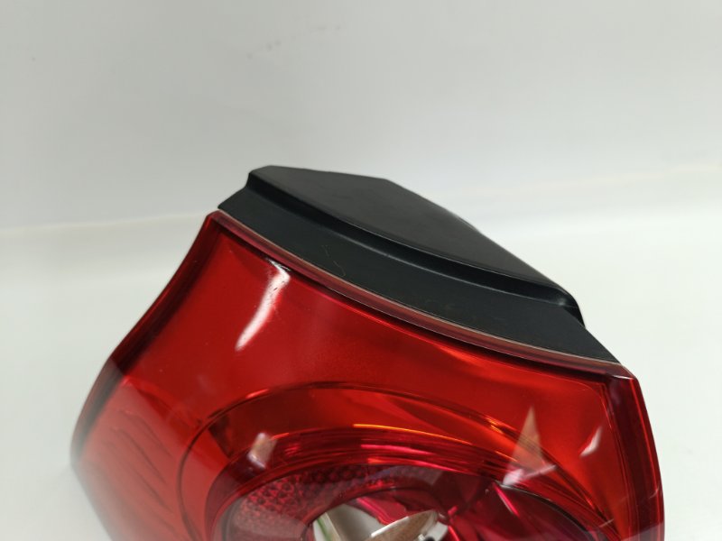 Фонарь Volkswagen Golf 2003-2010 1K1