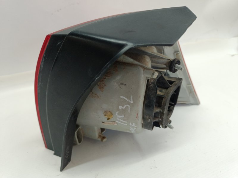 Фонарь Volkswagen Golf 2003-2010 1K1