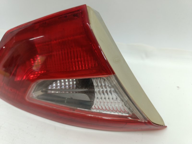 Фонарь Ford Focus 2012 CB8