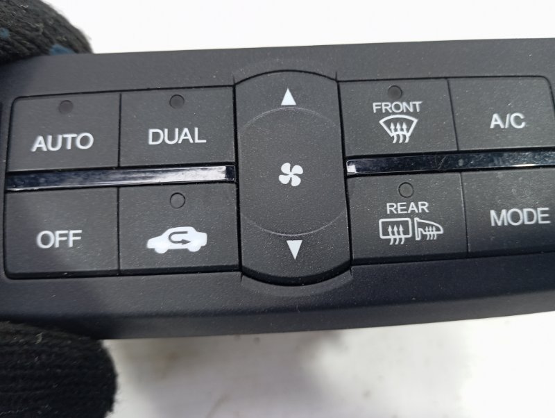 Блок управления климатом Honda Accord 2010 CU