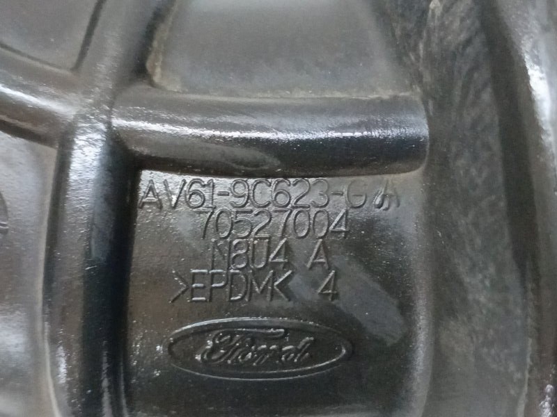 Патрубок воздушного фильтра Ford Focus 2012 CB8