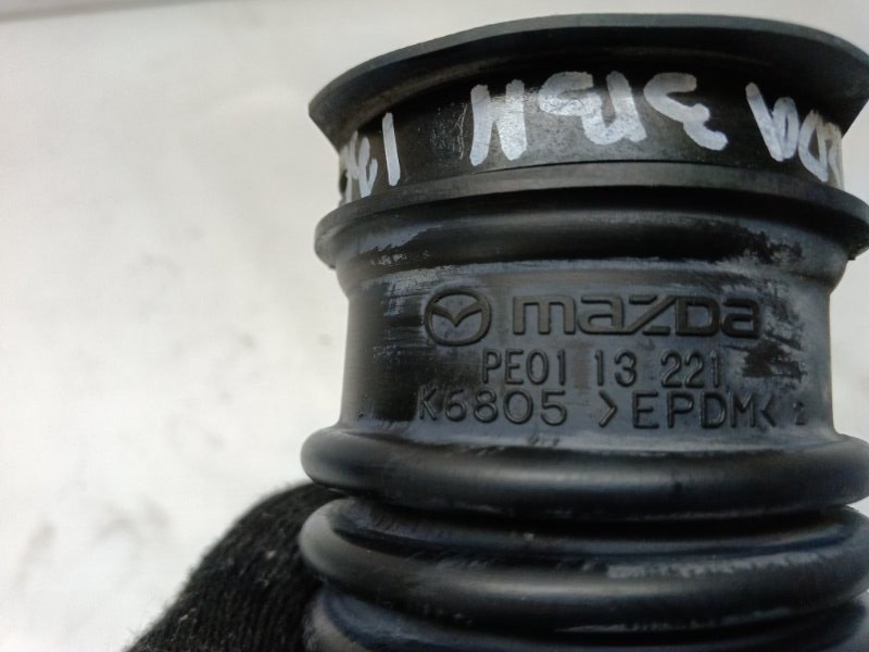 Патрубок воздушного фильтра Mazda Mazda 3 2015 BM