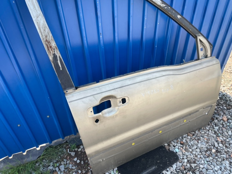 Дверь Suzuki Grand Vitara 2000-2006