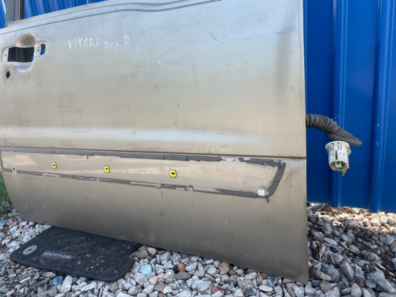 Дверь Suzuki Grand Vitara 2000-2006