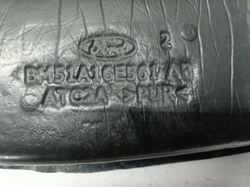 Пыльник крыла Ford Focus 2012 CB8
