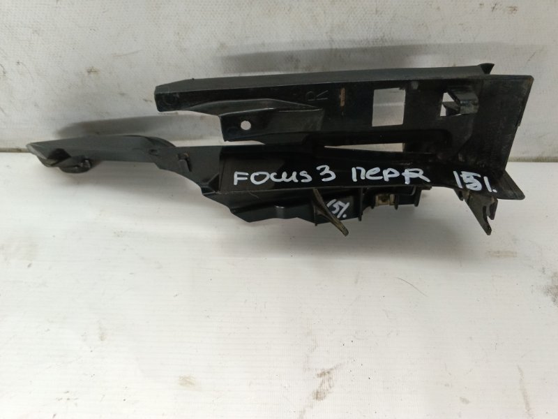 Накладка крыла Ford Focus 2012 CB8