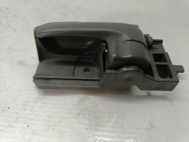 Ручка двери внутренняя Toyota Corolla Fielder 2001