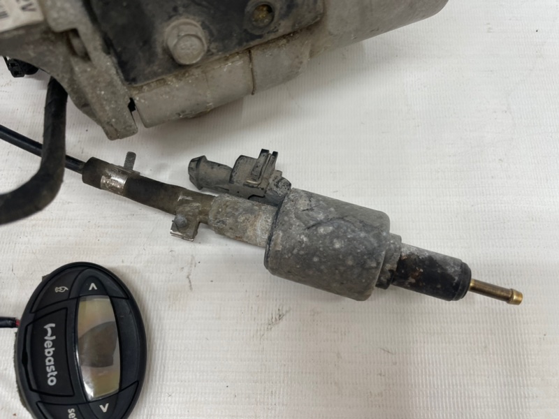 Предпусковой подогреватель Toyota Hilux 2012