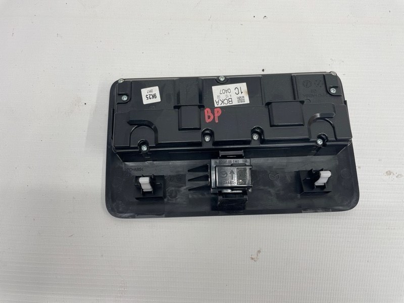 Плафон салона Mazda Mazda 3 2020 BP