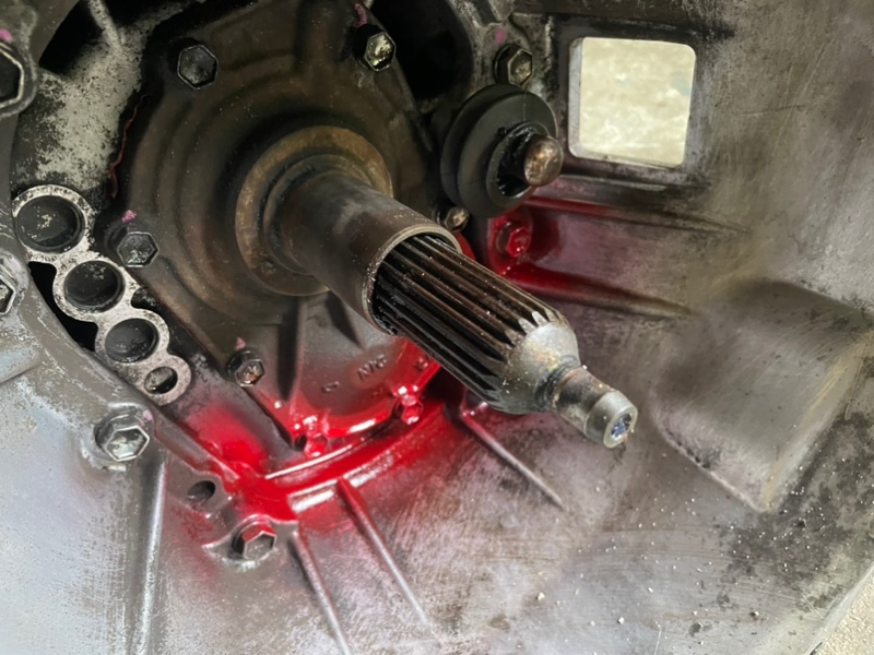 МКПП Toyota Hilux 2012