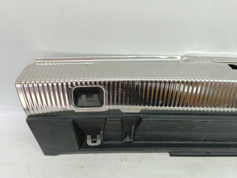 Обшивка багажника Audi Q3 2011-2018