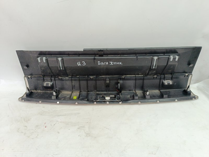 Обшивка багажника Audi Q3 2011-2018