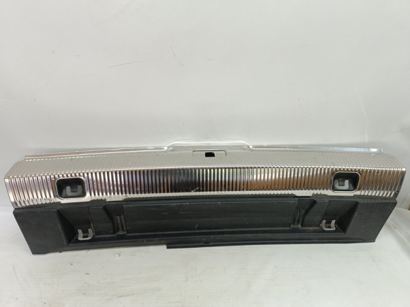 Обшивка багажника Audi Q3 2011-2018