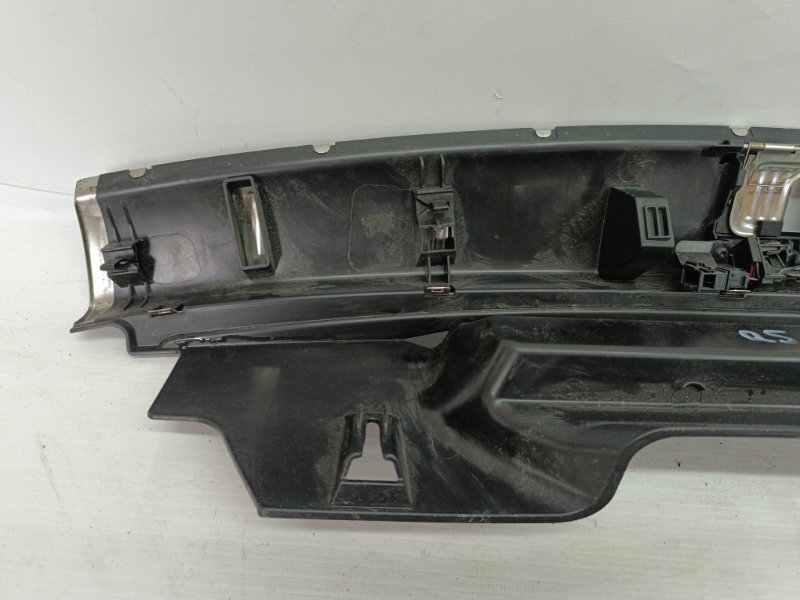 Обшивка багажника Audi Q5 2008-2012
