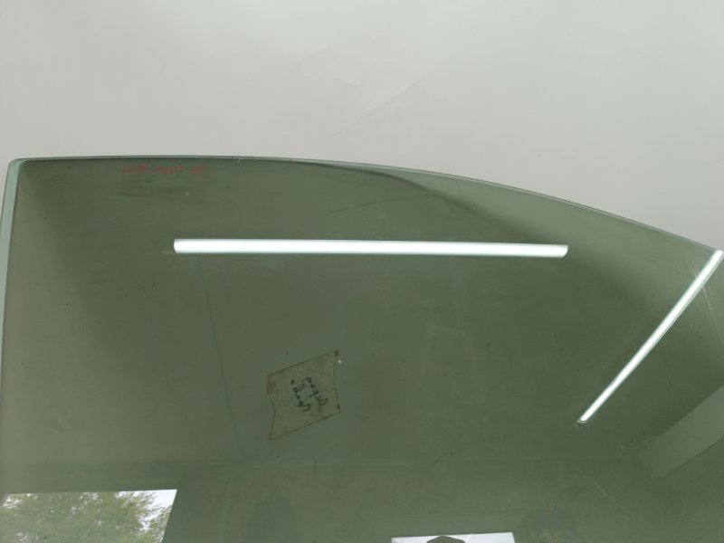 Стекло двери Audi Q5 2008-2012