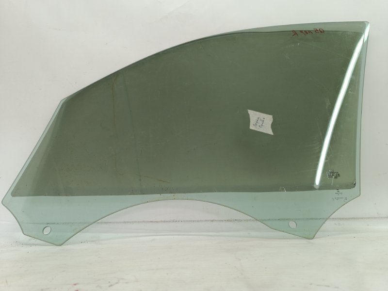 Стекло двери Audi Q5 2008-2012