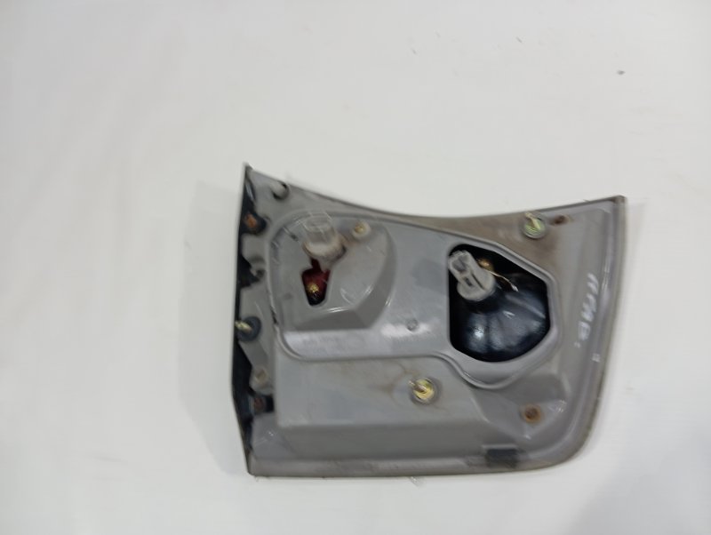 Фонарь Lexus RX330 2005 XU30