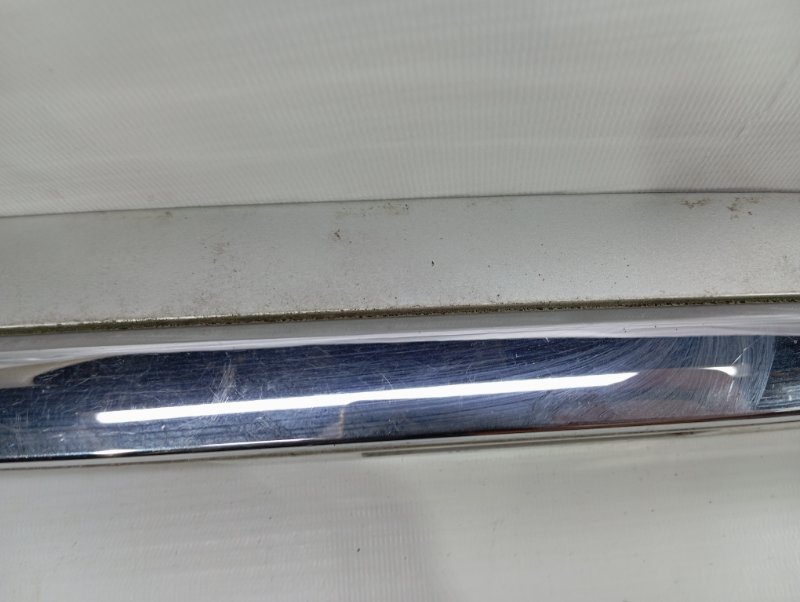 Накладка двери багажника Lexus RX330 2005 XU30