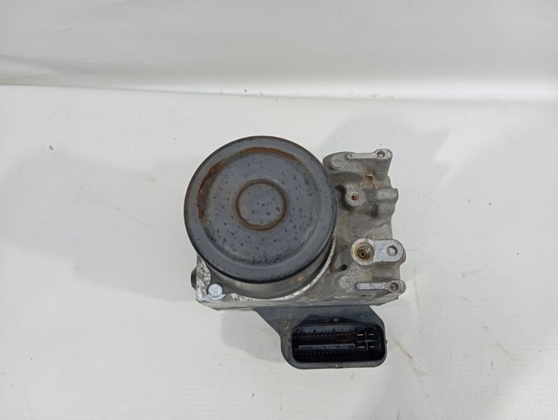Блок ABS Lexus RX330 2005 XU30