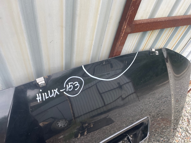Капот Toyota Hilux 2012