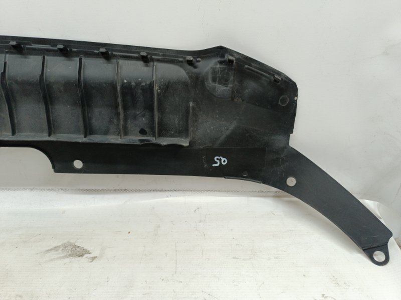 Накладка замка капота Audi Q5 2008-2012