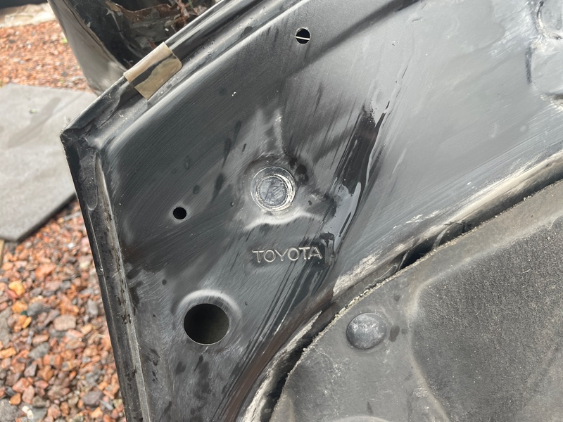 Капот Toyota Hilux 2012