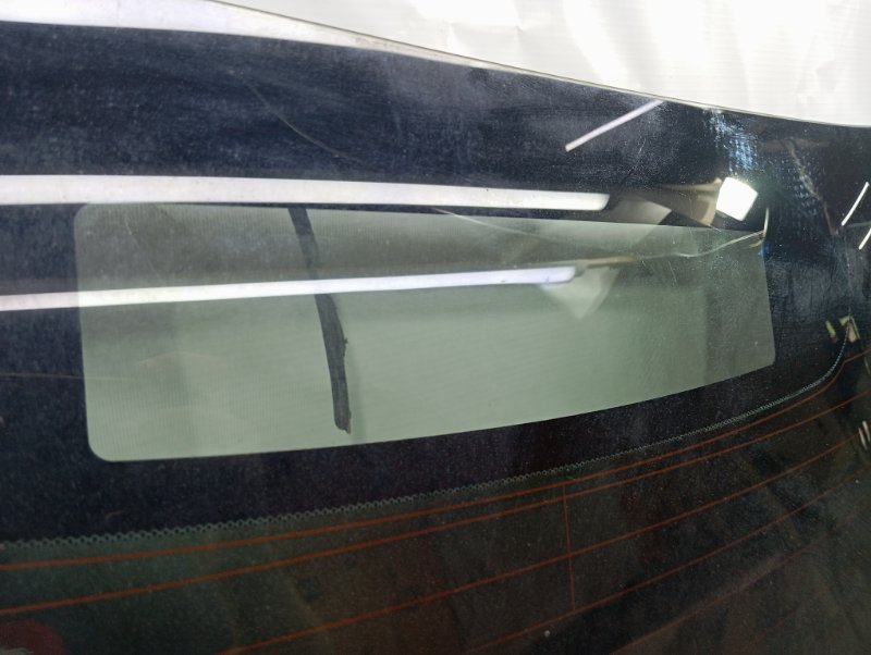 Стекло заднее Honda LEGEND 2008