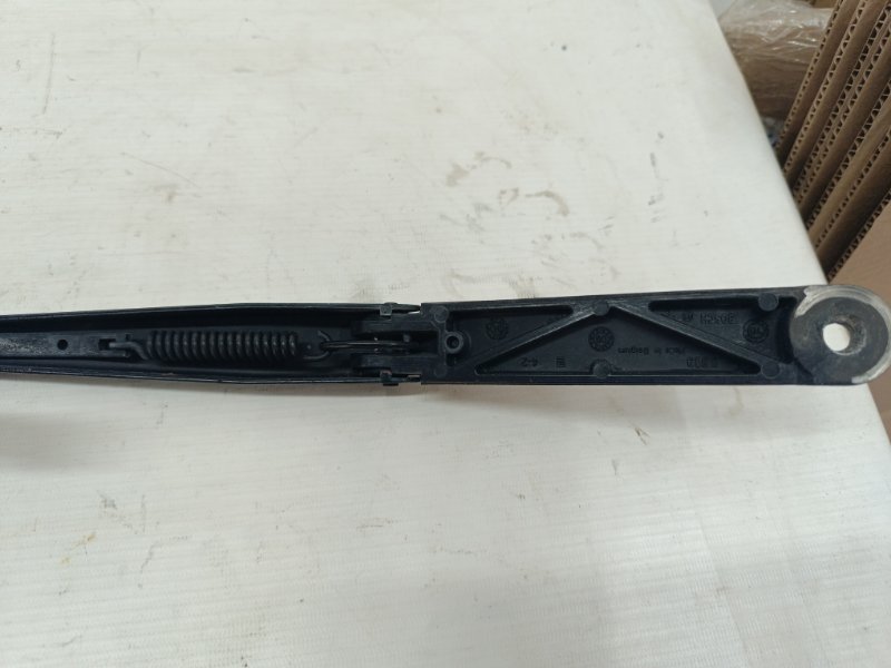 Поводок стеклоочистителя SKODA Octavia 2011 a5