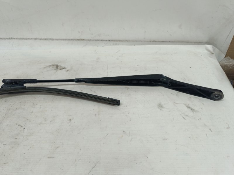 Поводок стеклоочистителя SKODA Octavia 2011 a5