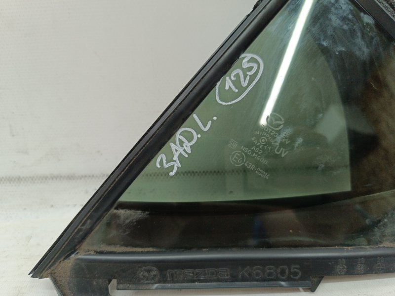 Форточка двери Mazda Mazda 3 2020 BP