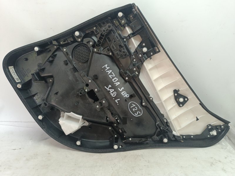 Обшивка двери Mazda Mazda 3 2020 BP