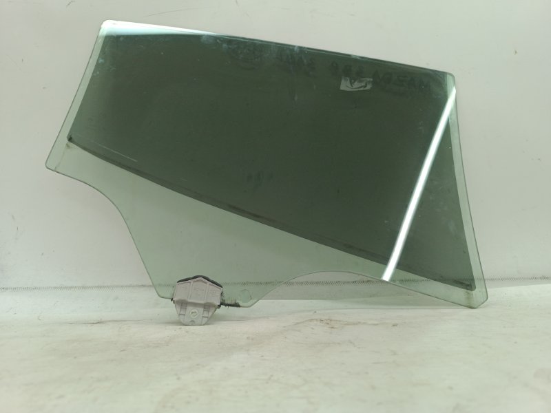 Стекло двери Mazda Mazda 3 2020 BP